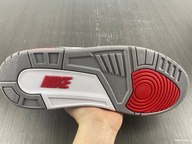 HYPE OG Air 3 Jordan DN3707-160 Fire Red 0814